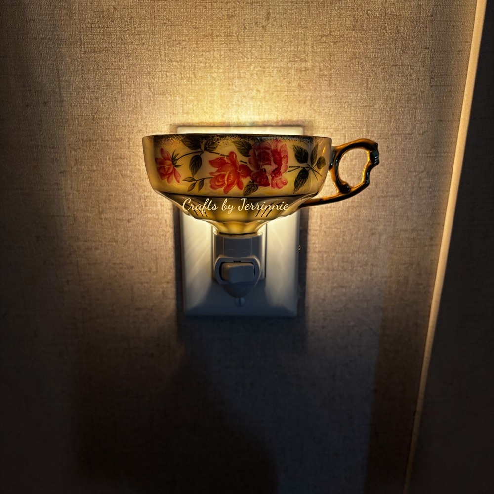 Vintage‎ Japanese Lusterware Handcrafted Tea Cup Night Light